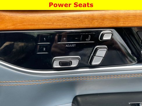 Used 2022 Jeep Grand Wagoneer Series II w/ Premium Group II AWD/4WD image 20