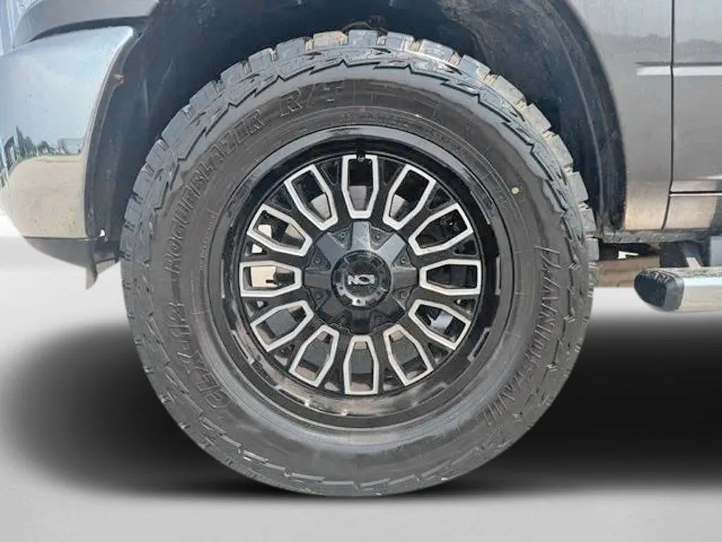 Used 2018 RAM 2500 Tradesman w/ Chrome Appearance Group AWD/4WD image 30