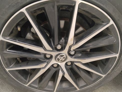 Used 2021 Toyota Camry SE image 31