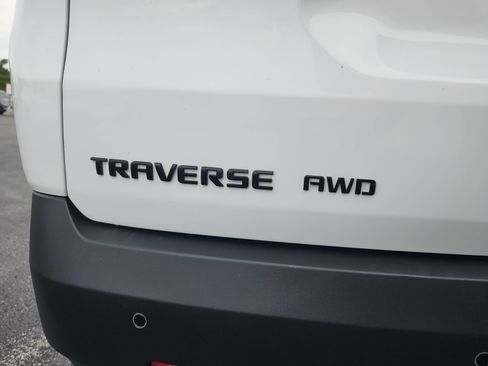 Used 2022 Chevrolet Traverse RS AWD/4WD image 15