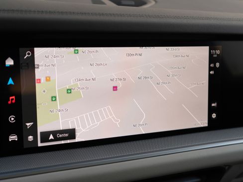 Used 2024 Porsche Cayenne image 21