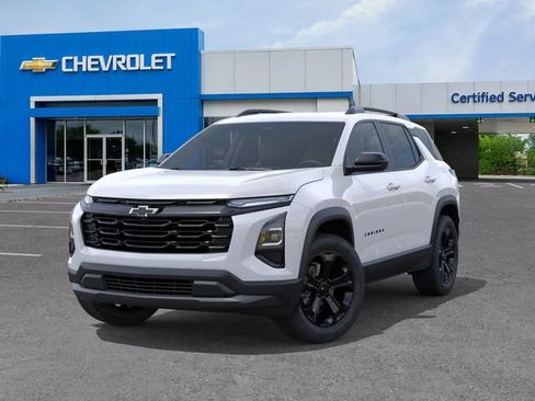 New 2026 Chevrolet Equinox LT w/ Midnight Edition FWD image 6