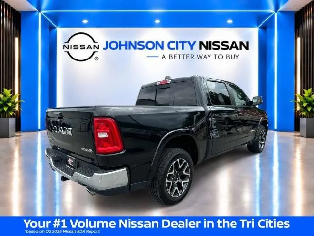 Used 2025 RAM 1500 Laramie AWD/4WD image 4