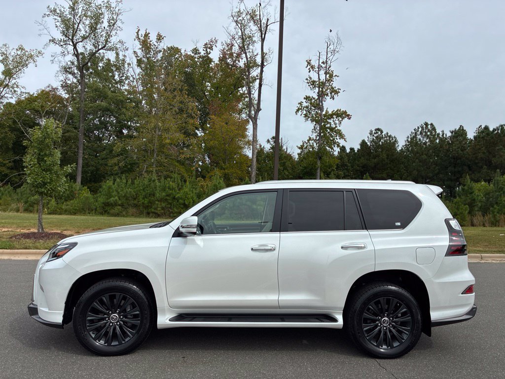 Certified 2023 Lexus GX 460 Premium w/ Accessory Package AWD/4WD image 13