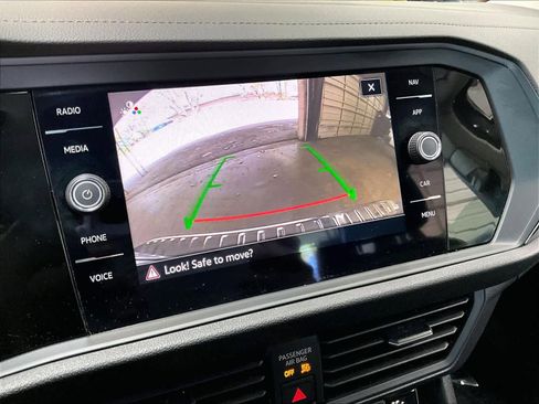 Used 2024 Volkswagen Jetta SEL image 24