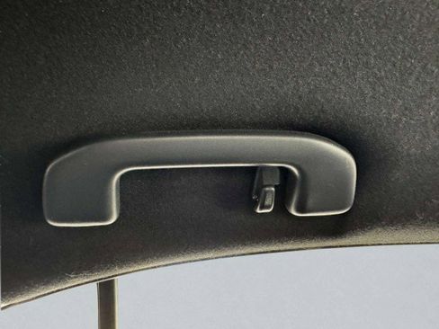 Used 2023 Toyota Corolla SE image 37