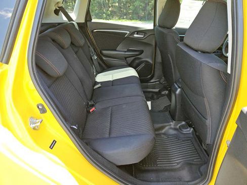 Used 2018 Honda Fit Sport image 29