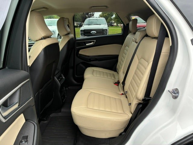 Used 2024 Ford Edge SEL w/ Convenience Package AWD/4WD image 12