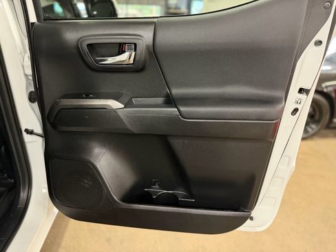 Used 2019 Toyota Tacoma TRD Pro AWD/4WD image 24