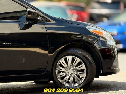 Used 2019 Nissan Versa S FWD image 10