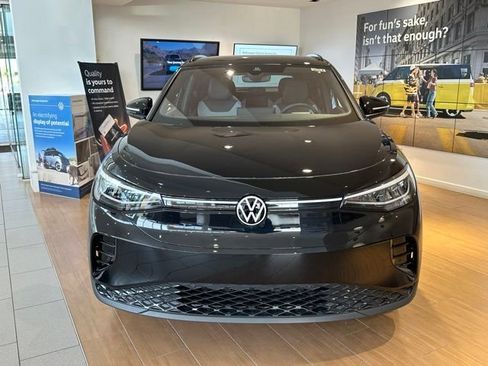 New 2025 Volkswagen ID.4 Pro AWD/4WD image 2