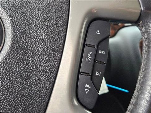 Used 2013 GMC Yukon XL Denali image 10