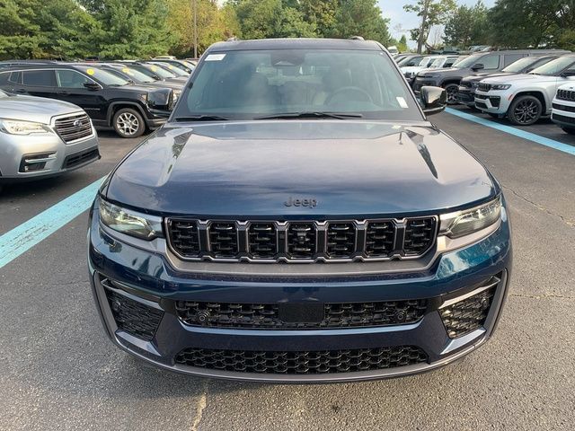 New 2027 Jeep Grand Cherokee Limited AWD/4WD image 8
