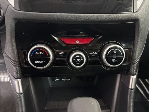 Used 2023 Subaru Forester Premium image 17