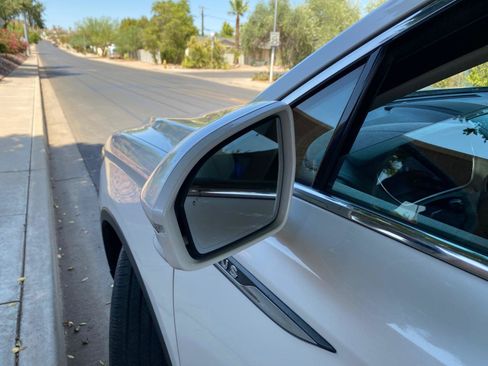 Used 2019 Lincoln Nautilus Reserve FWD image 6