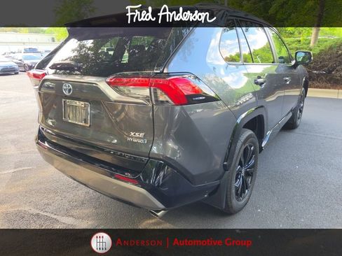 Used 2024 Toyota RAV4 XSE AWD/4WD image 9