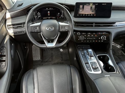 Used 2023 INFINITI QX60 Sensory w/ Vision Package image 10