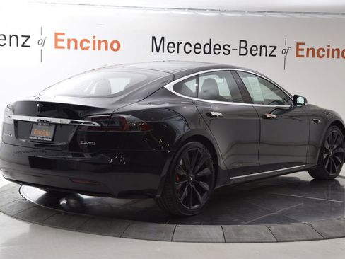 Used 2017 Tesla Model S Performance image 6