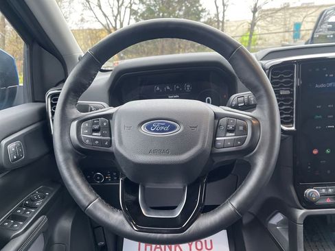 Used 2024 Ford Ranger Lariat w/ Trailer Tow Package image 27