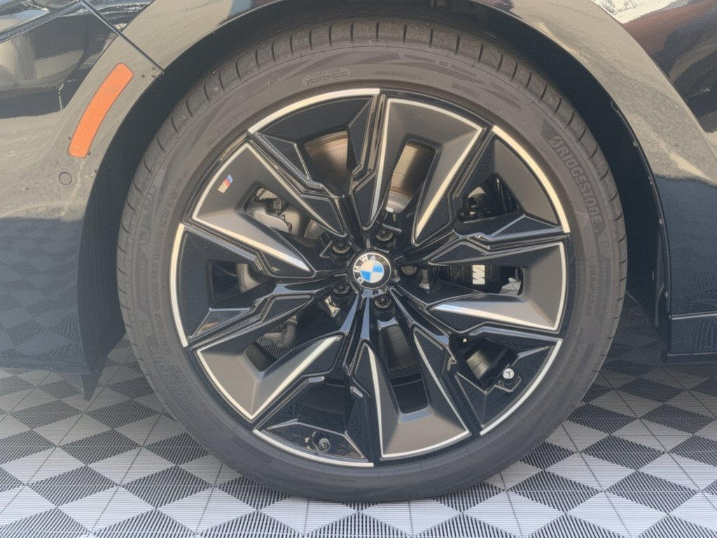 Used 2026 BMW 740i xDrive w/ Executive Package AWD/4WD image 13