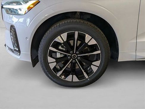 New 2026 Volvo XC60 B5 Plus w/ Climate Package image 11