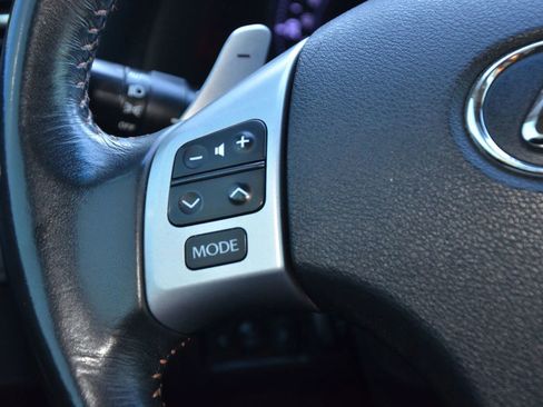 Used 2014 Lexus IS 250C w/ Luxury Package image 38