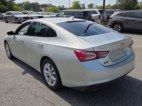Used 2021 Chevrolet Malibu LT FWD image 10