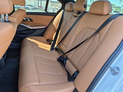 Used 2024 BMW 330i Sedan w/ M Sport Package RWD image 31