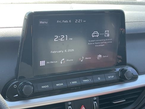 Used 2024 Kia Forte LXS image 5