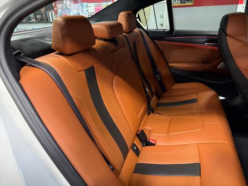 Used 2023 BMW M5 image 22