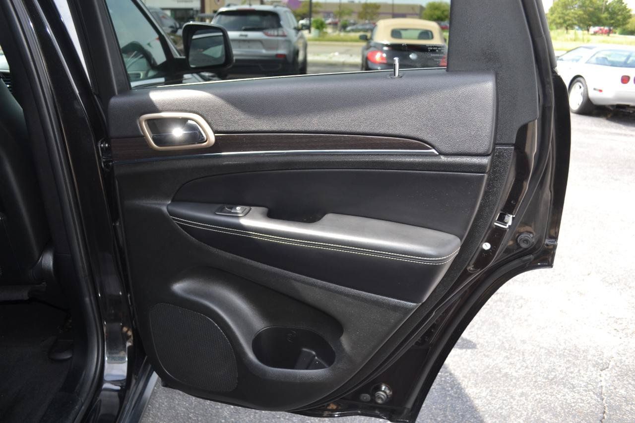 Used 2015 Jeep Grand Cherokee Limited AWD/4WD image 41