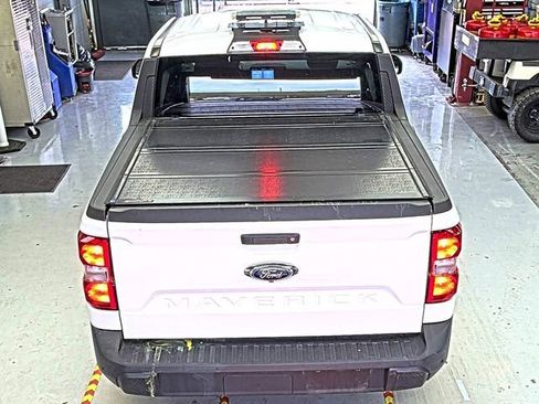 Used 2022 Ford Maverick XL image 12