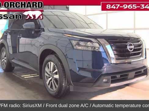 Used 2024 Nissan Pathfinder SL image 4