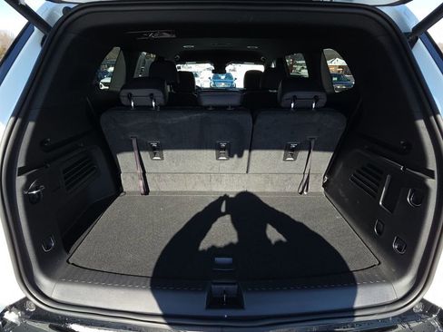 Used 2025 Buick Enclave Sport Touring image 33