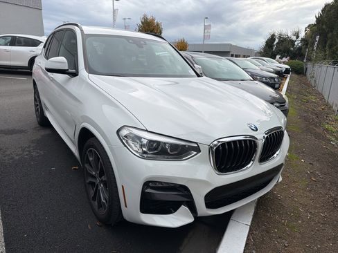 Used 2021 BMW X3 xDrive30i w/ M Sport Package image 2