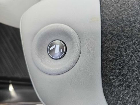 Used 2017 Acura MDX SH-AWD w/ Advance Package image 29