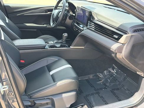 Used 2025 Toyota Camry SE w/ Multimedia Upgrade Package FWD image 10