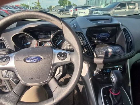 Used 2013 Ford Escape SE FWD image 15