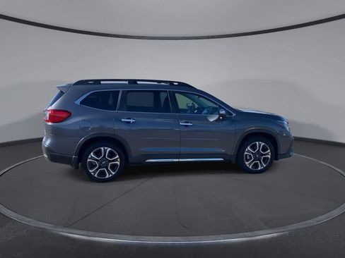 Used 2023 Subaru Ascent Touring AWD/4WD image 9
