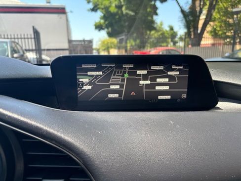 Used 2022 MAZDA MAZDA3 s image 16