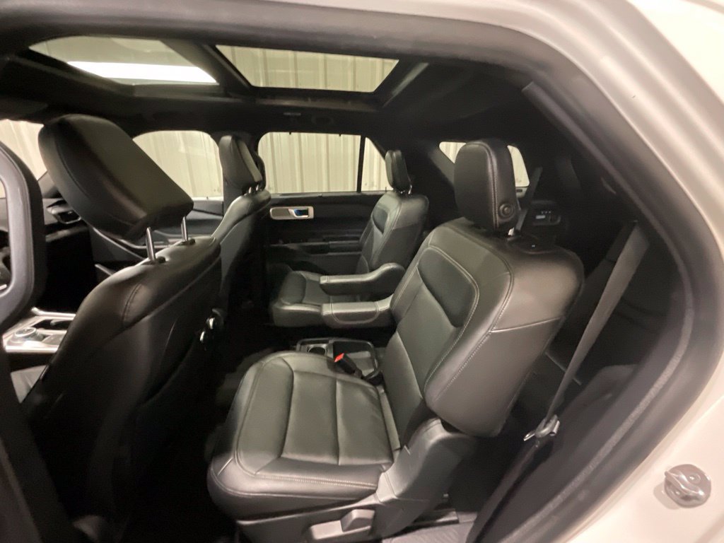 Used 2020 Ford Explorer Limited w/ Class III Trailer Tow Package AWD/4WD image 11