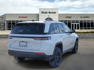 New 2026 Jeep Grand Cherokee Altitude AWD/4WD video 5