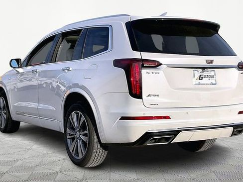 Certified 2024 Cadillac XT6 Premium Luxury w/ LPO, Floor Liner Package image 4