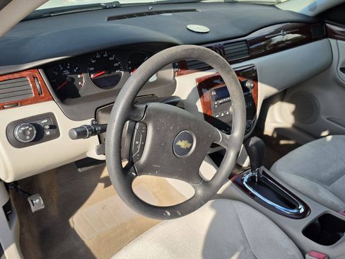 Used 2009 Chevrolet Impala LS FWD image 17