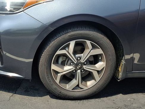 Used 2019 Kia Forte LXS FWD image 6