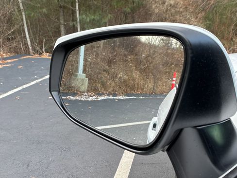 New 2025 Toyota RAV4 XLE w/ Convenience Package image 27