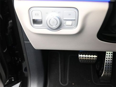 New 2026 Mercedes-Benz GLS 450 4MATIC image 16