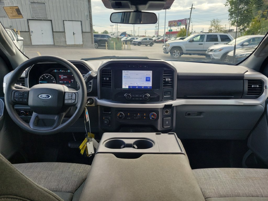 Used 2023 Ford F150 XLT AWD/4WD image 14