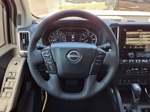 New 2026 Nissan Frontier SV w/ SV Convenience Package image 16