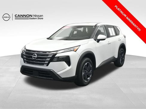 Used 2025 Nissan Rogue SV FWD image 1